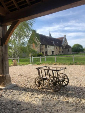 Hotels in Les Baux-De-Breteuil